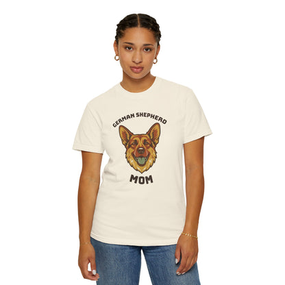 German Shepherd Mom Shirt — Retro Dog Mom Gift Tee for Women