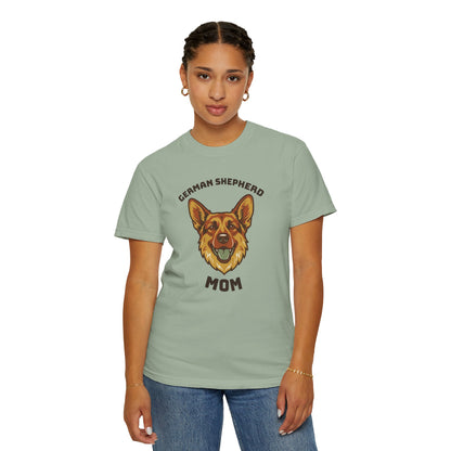 German Shepherd Mom Shirt — Retro Dog Mom Gift Tee for Women