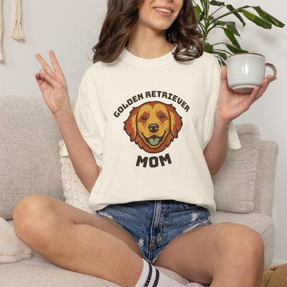 Golden Retriever Mom Shirt — Retro Dog Mom Gift Tee for Women