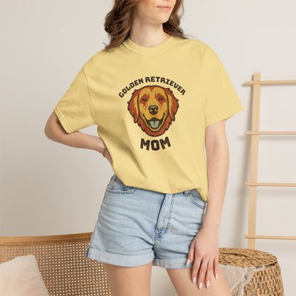 Golden Retriever Mom Shirt — Retro Dog Mom Gift Tee for Women