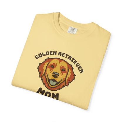 Golden Retriever Mom Shirt — Retro Dog Mom Gift Tee for Women