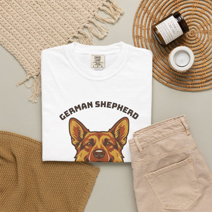 German Shepherd Mom Shirt — Retro Dog Mom Gift Tee for Women