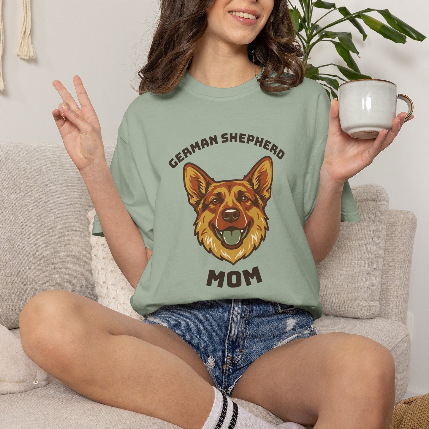 German Shepherd Mom Shirt — Retro Dog Mom Gift Tee for Women